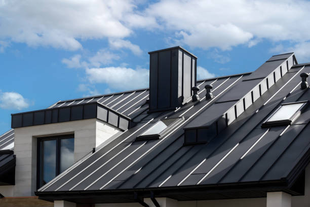 Best Roof Moss and Algae Removal  in Madera Acres, CA